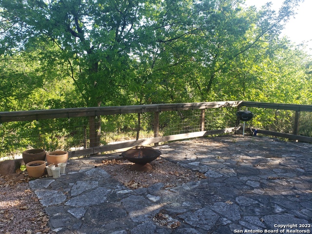 Image 3 of 15 For 111 Brackenridge N