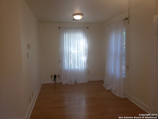 Image 8 of 15 For 111 Brackenridge N