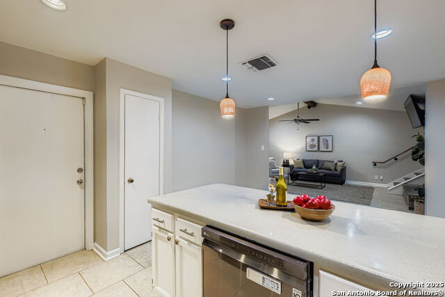 Image 14 of 29 For 9322 Valley Ridge