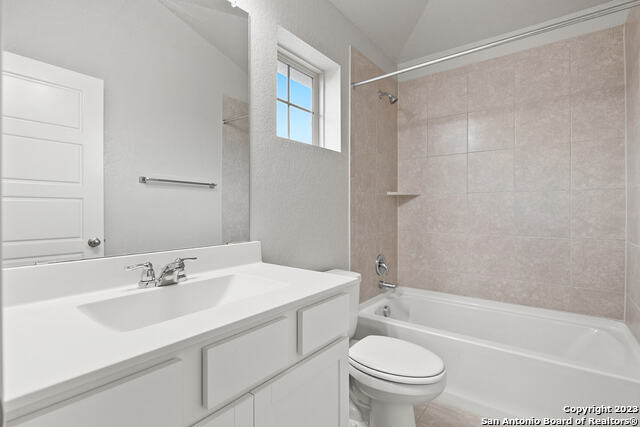 Listing photo id 27 for 11627 Troubadour Trail