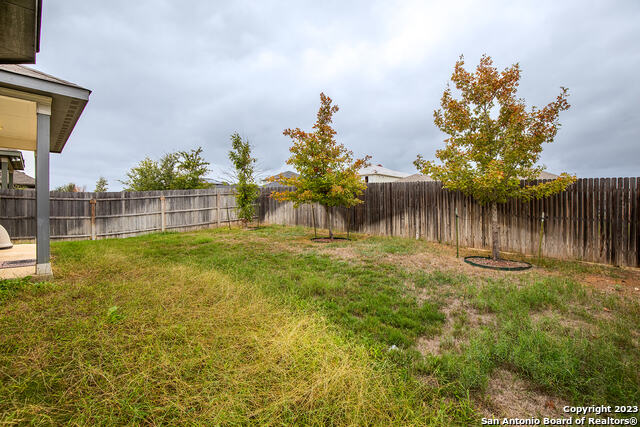Listing photo id 32 for 11627 Troubadour Trail