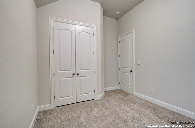 Listing photo id 8 for 2031 Stephanie Avenue