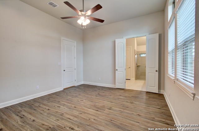 Listing photo id 15 for 2031 Stephanie Avenue