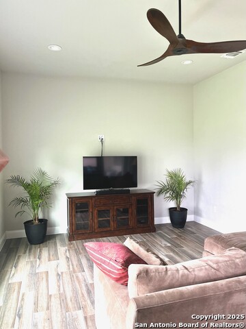 Image 24 of 33 For 1163 Trotter Lane