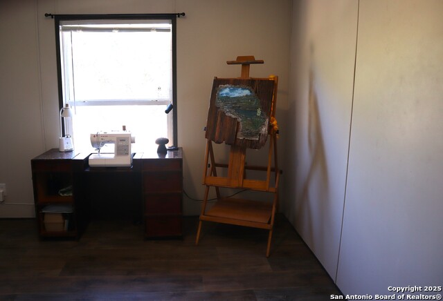 Image 21 of 39 For 889 24th E 