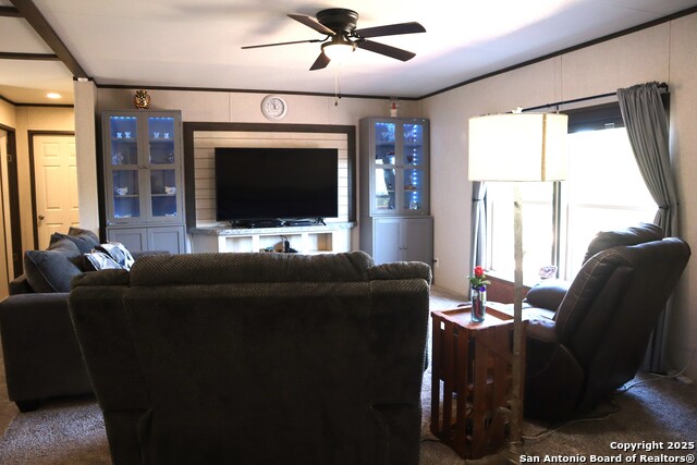 Image 7 of 39 For 889 24th E 