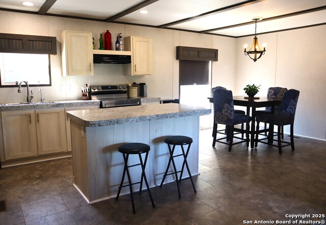 Image 9 of 39 For 889 24th E 