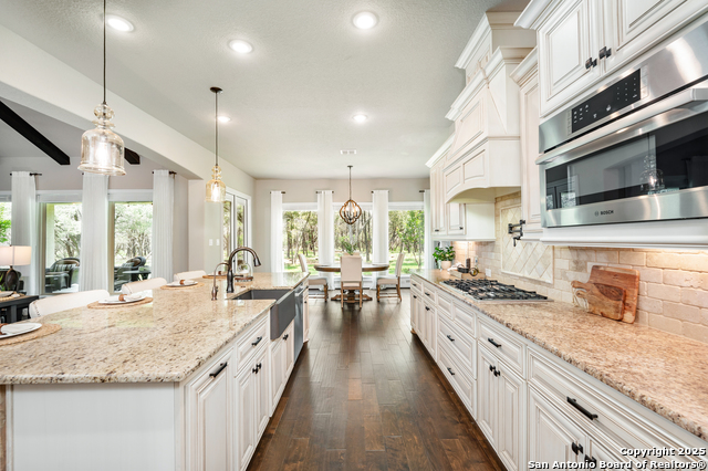 Image 16 of 33 For 2335 Geneseo Oaks