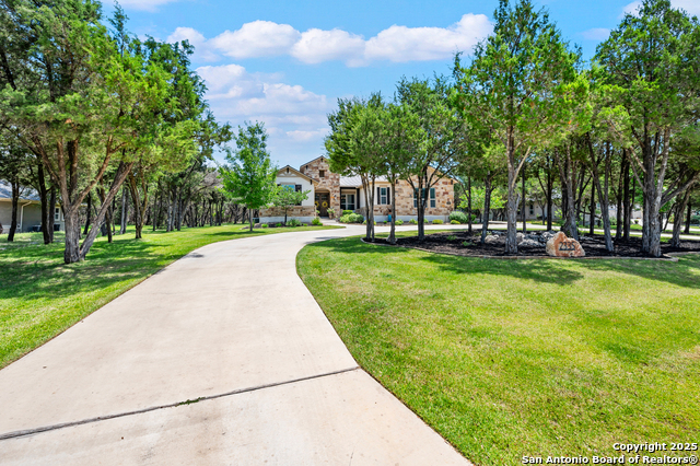 Image 2 of 33 For 2335 Geneseo Oaks