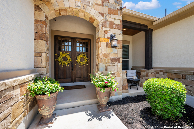 Image 5 of 33 For 2335 Geneseo Oaks