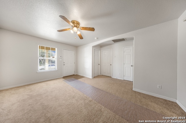 Image 4 of 19 For 515 Belcross