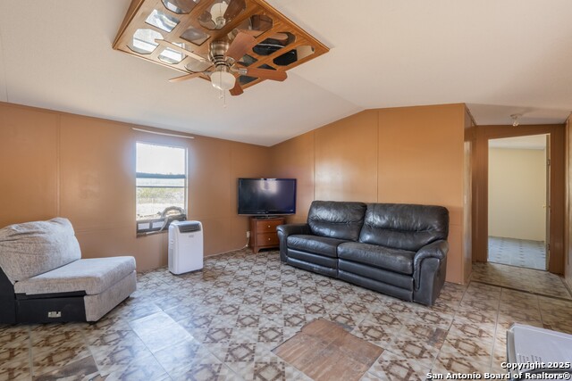 Image 10 of 31 For 313 Big Meadows Dr