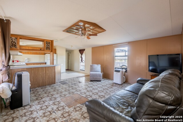 Image 11 of 31 For 313 Big Meadows Dr