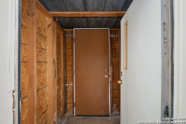 Image 4 of 31 For 313 Big Meadows Dr