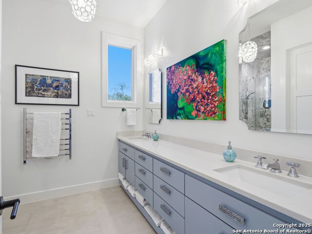 Image 20 of 68 For 577 Cattle Creek Rd