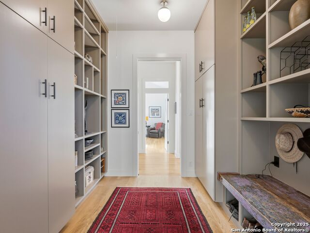 Image 32 of 68 For 577 Cattle Creek Rd