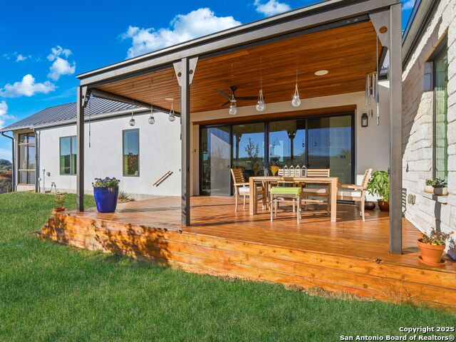 Image 34 of 68 For 577 Cattle Creek Rd