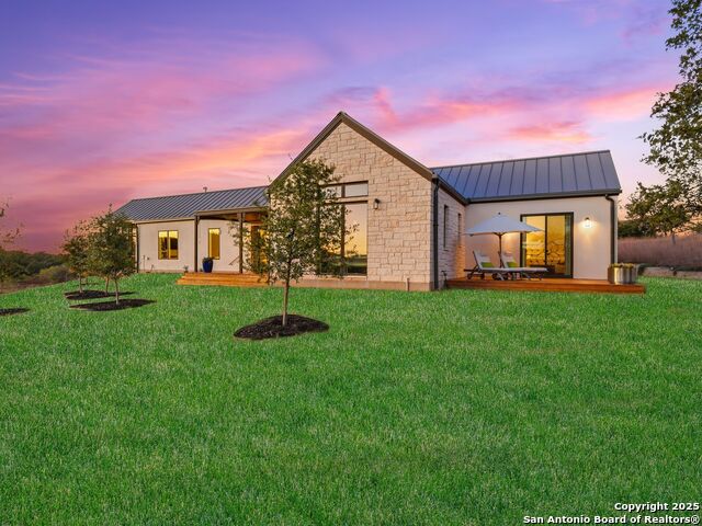 Image 36 of 68 For 577 Cattle Creek Rd