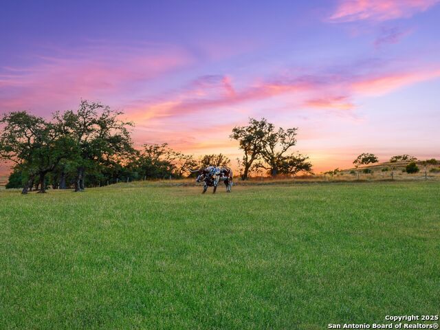 Image 40 of 68 For 577 Cattle Creek Rd