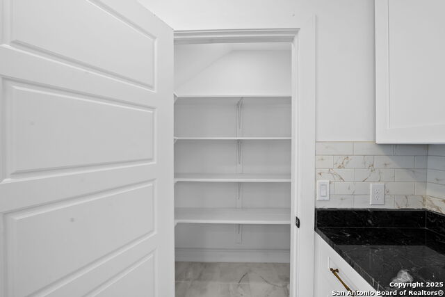 Image 9 of 23 For 246 Quentin Dr.