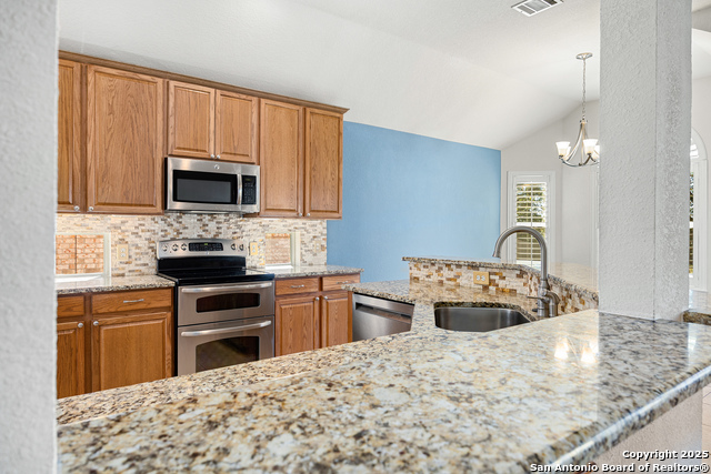 Image 16 of 52 For 22015 Dolomite