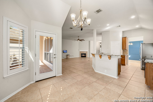 Image 20 of 52 For 22015 Dolomite