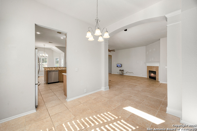 Image 22 of 52 For 22015 Dolomite