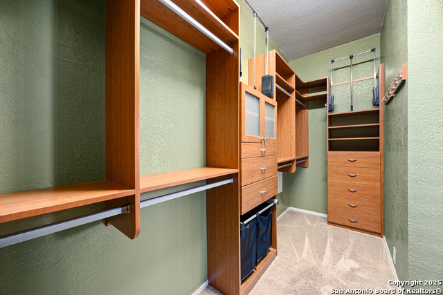 Image 36 of 52 For 22015 Dolomite