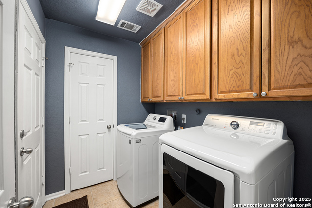 Image 37 of 52 For 22015 Dolomite