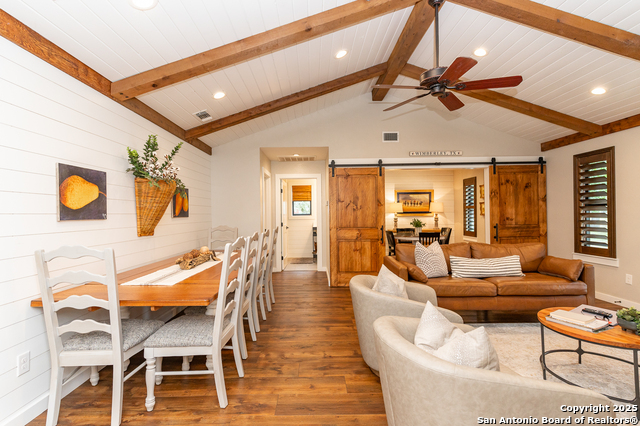 Listing photo id 12 for 15600 Ranch Road 12