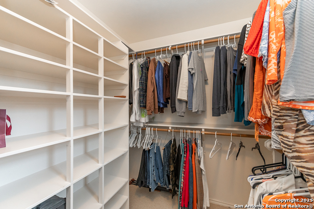 Listing photo id 40 for 15600 Ranch Road 12