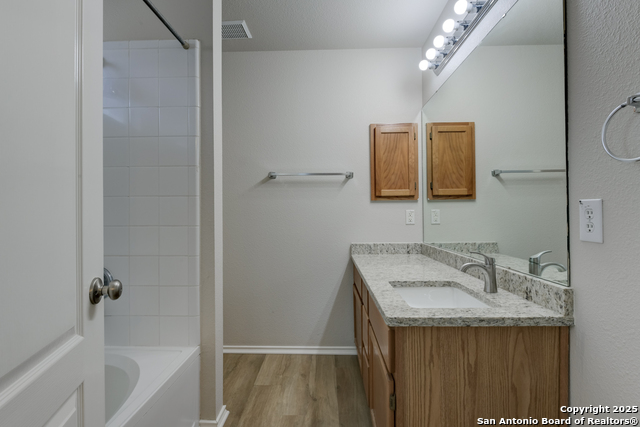 Image 19 of 30 For 9023 Sahara Wds