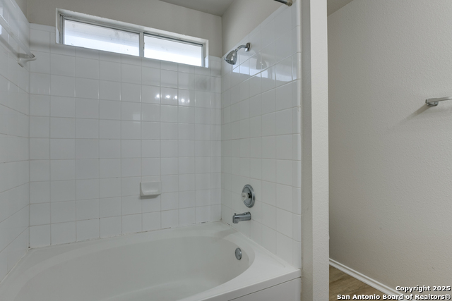 Image 20 of 30 For 9023 Sahara Wds