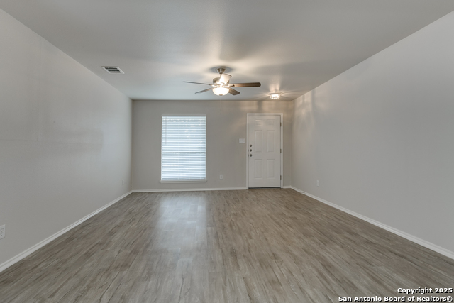 Image 3 of 30 For 9023 Sahara Wds