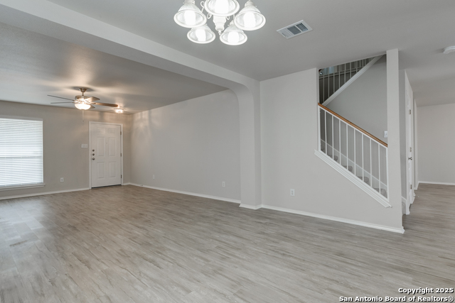 Image 4 of 30 For 9023 Sahara Wds