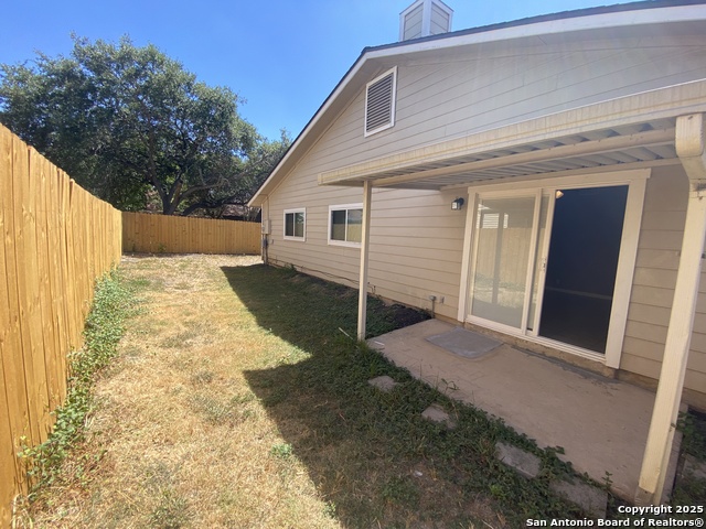 Image 13 of 14 For 8406 Forest Ridge