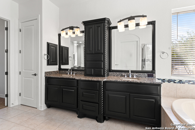 Image 15 of 25 For 22450 Viajes