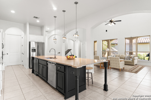 Image 7 of 25 For 22450 Viajes