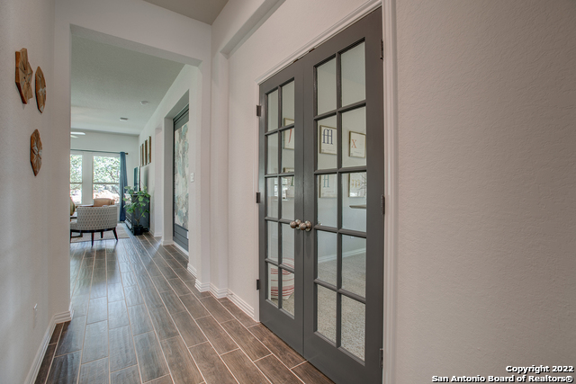 Listing photo id 2 for 14532 Mansfield Mill