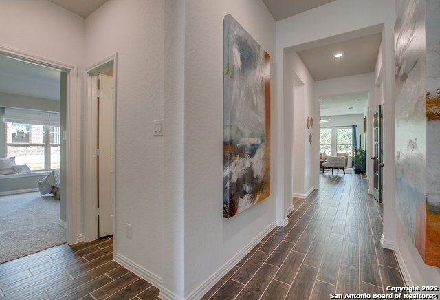 Listing photo id 5 for 14532 Mansfield Mill