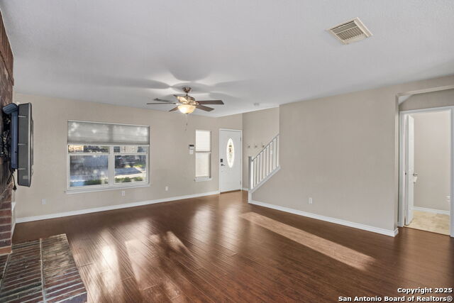 Image 12 of 39 For 22006 Kenton Knoll