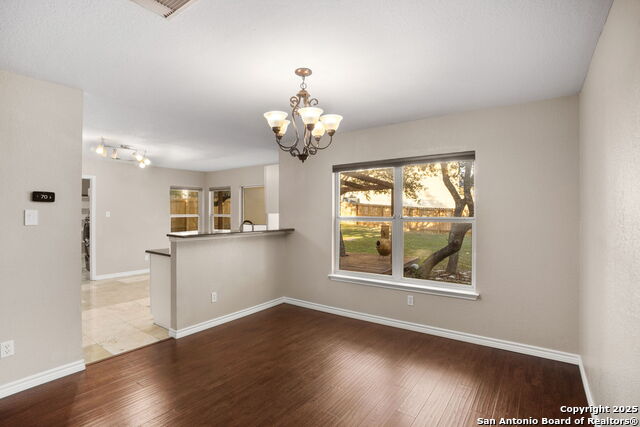 Image 9 of 39 For 22006 Kenton Knoll