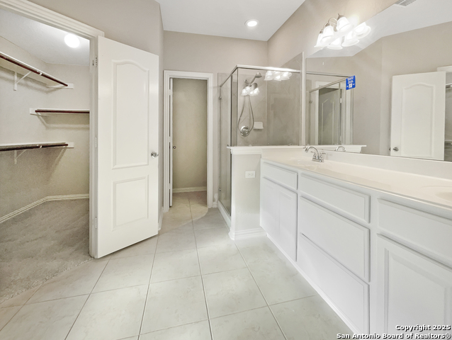 Image 9 of 16 For 335 Cylamen  