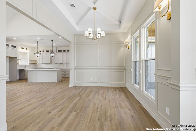 Image 11 of 50 For 348 Valley Oak