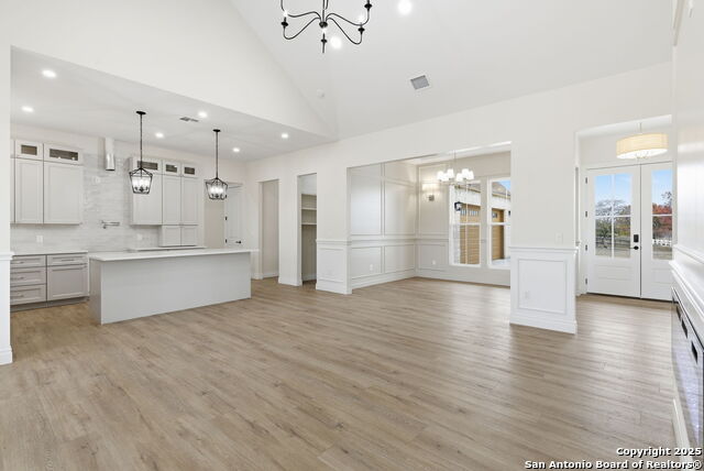 Image 18 of 50 For 348 Valley Oak