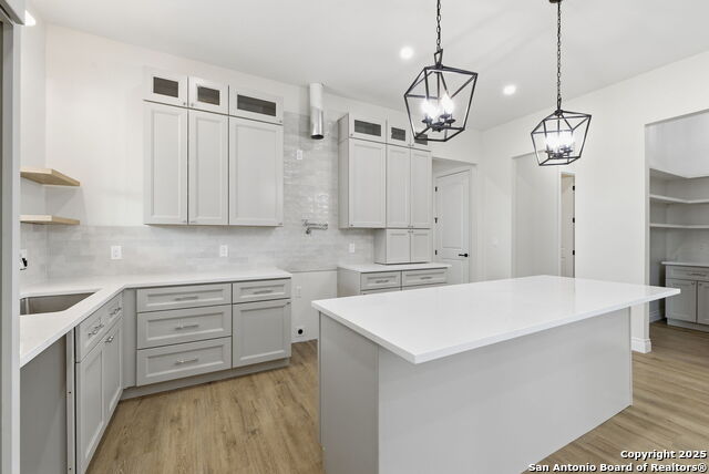 Image 20 of 50 For 348 Valley Oak