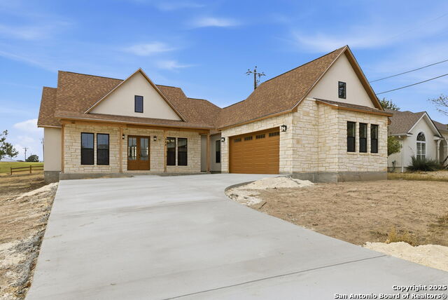 Image 3 of 50 For 348 Valley Oak