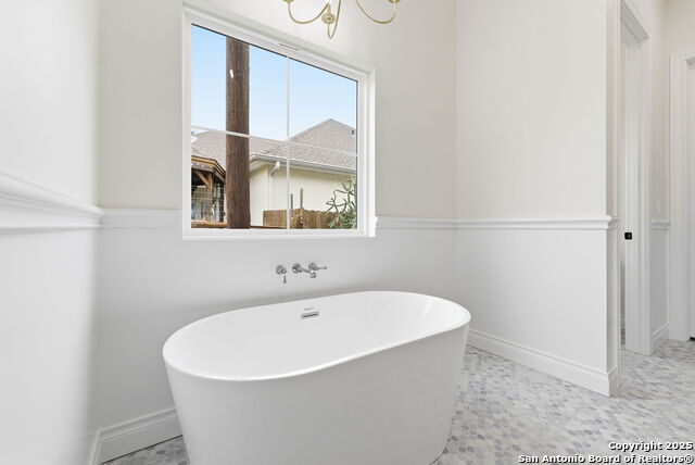 Image 30 of 50 For 348 Valley Oak