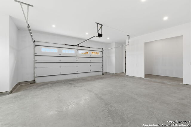 Image 45 of 50 For 348 Valley Oak