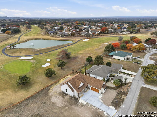 Image 47 of 50 For 348 Valley Oak